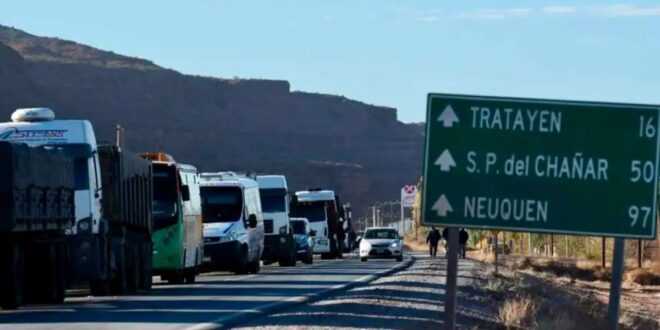 Neuquén: prueba piloto de bitrenes para Vaca Muerta