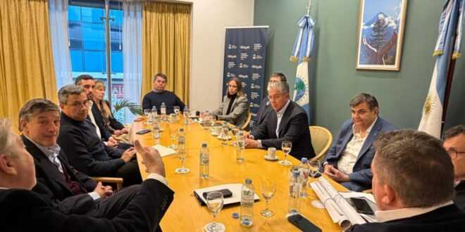 Neuquén: programa de seis años para expandir servicio de gas