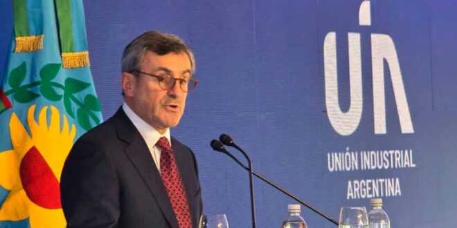 Gobierno prepara plan de rescate para la economía real ante crisis