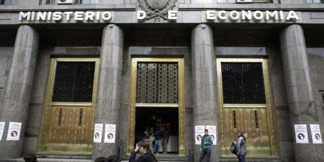 Gobierno posterga FAL para evitar despidos en 2027