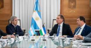 Nación y Río Negro acuerdan gestión de rutas 22 y 151 en Vaca Muerta