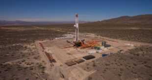 Mendoza adjudica áreas de hidrocarburos con inversiones por USD 45 millones