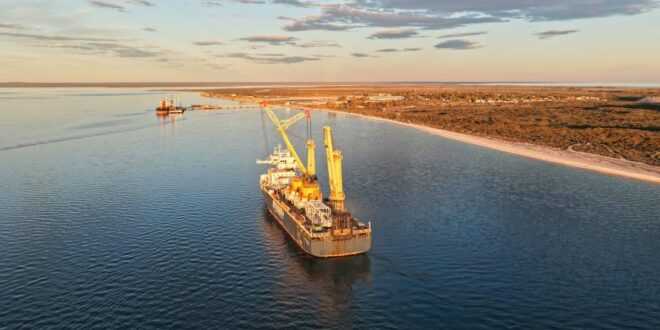 Llegan monoboyas a Río Negro para exportar crudo de Vaca Muerta