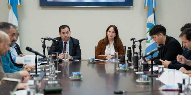 Vaca Muerta: petroleras financiarán US$ 177 millones en rutas