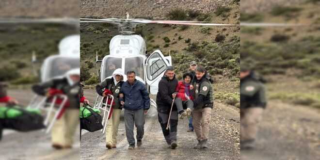 Operativo aéreo en Neuquén rescata a dos abuelos durante temporal