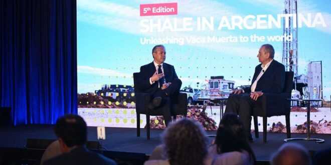 Rolando Figueroa ratifica que Vaca Muerta es política de Estado
