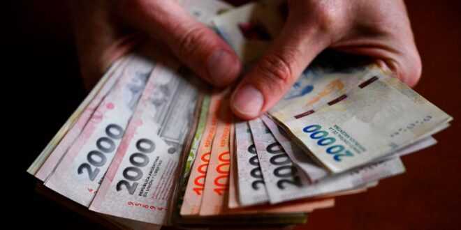 Informalidad laboral amenaza recaudación del salario mínimo