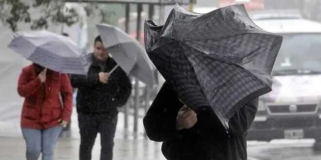 Neuquén activa operativo para controlar 3000 sumideros ante lluvia
